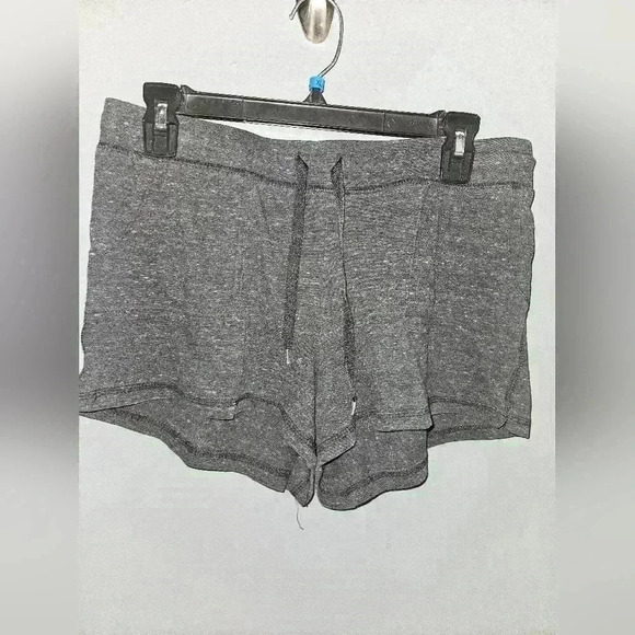 Athletic Works Womans Shorts Size M (8-10) - Picture 1 of 9